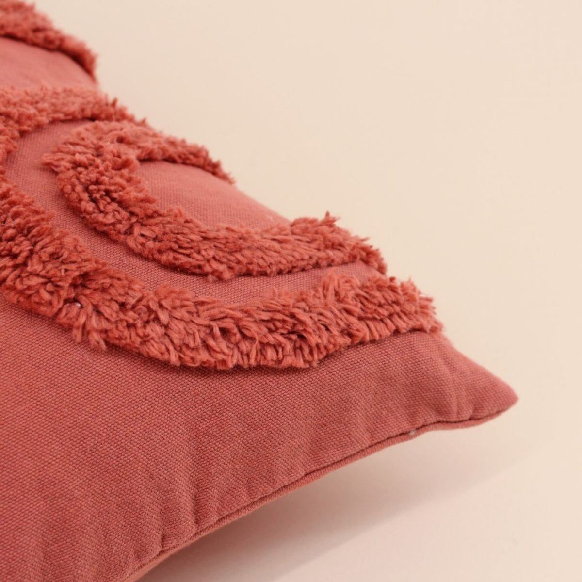 Coussin en relief 40x40cm terracotta, ORNAMI