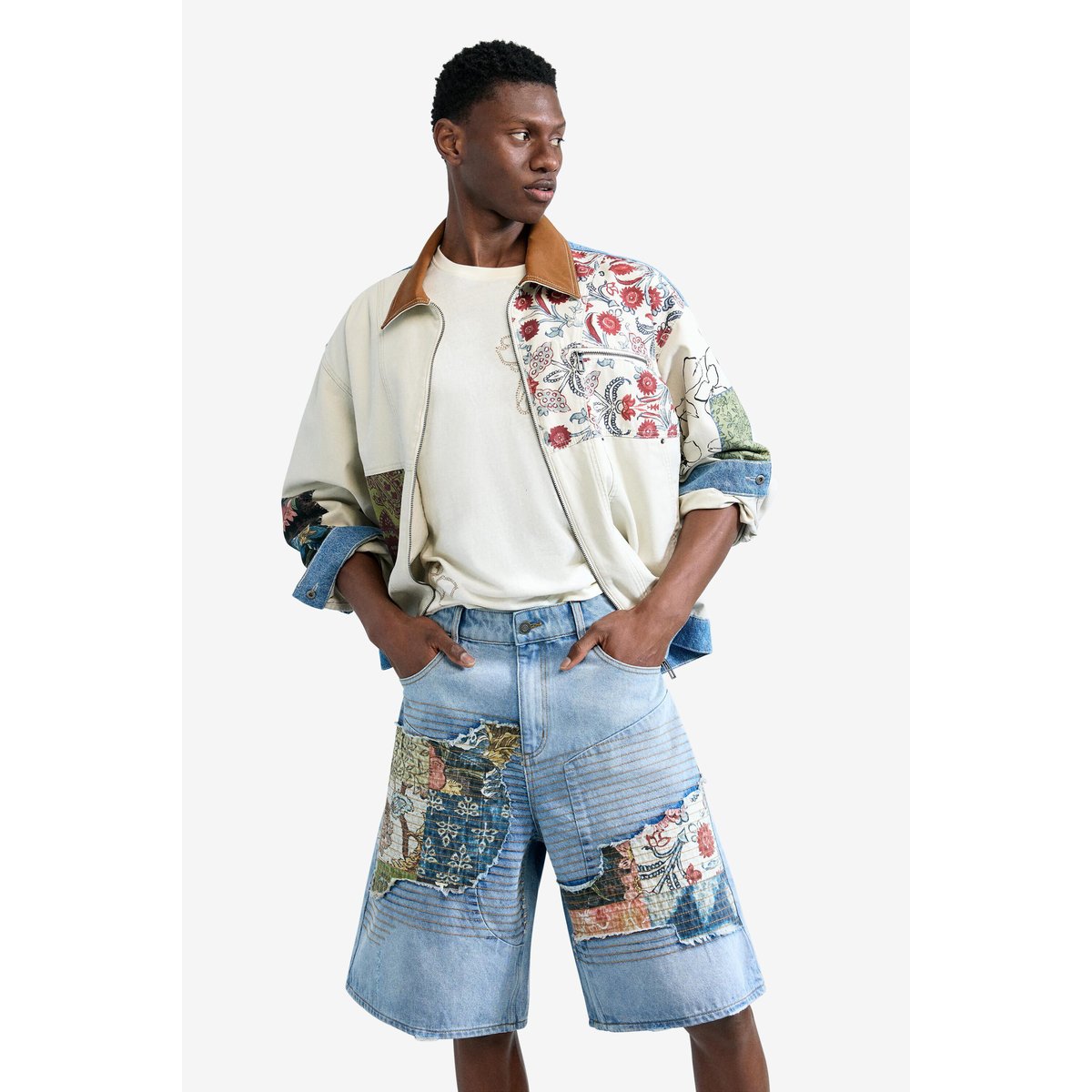 Bermuda en jean à patchs bleu clair, DESIGUAL