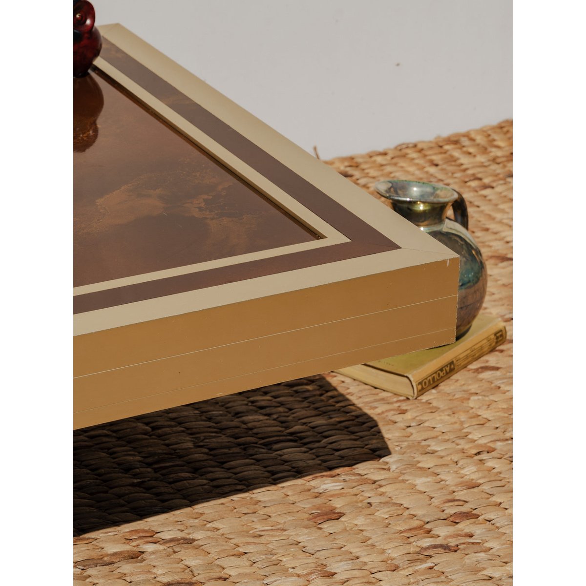 Table basse dorée et marron Donna N°914 - Bon état doré, DEBONGOUT