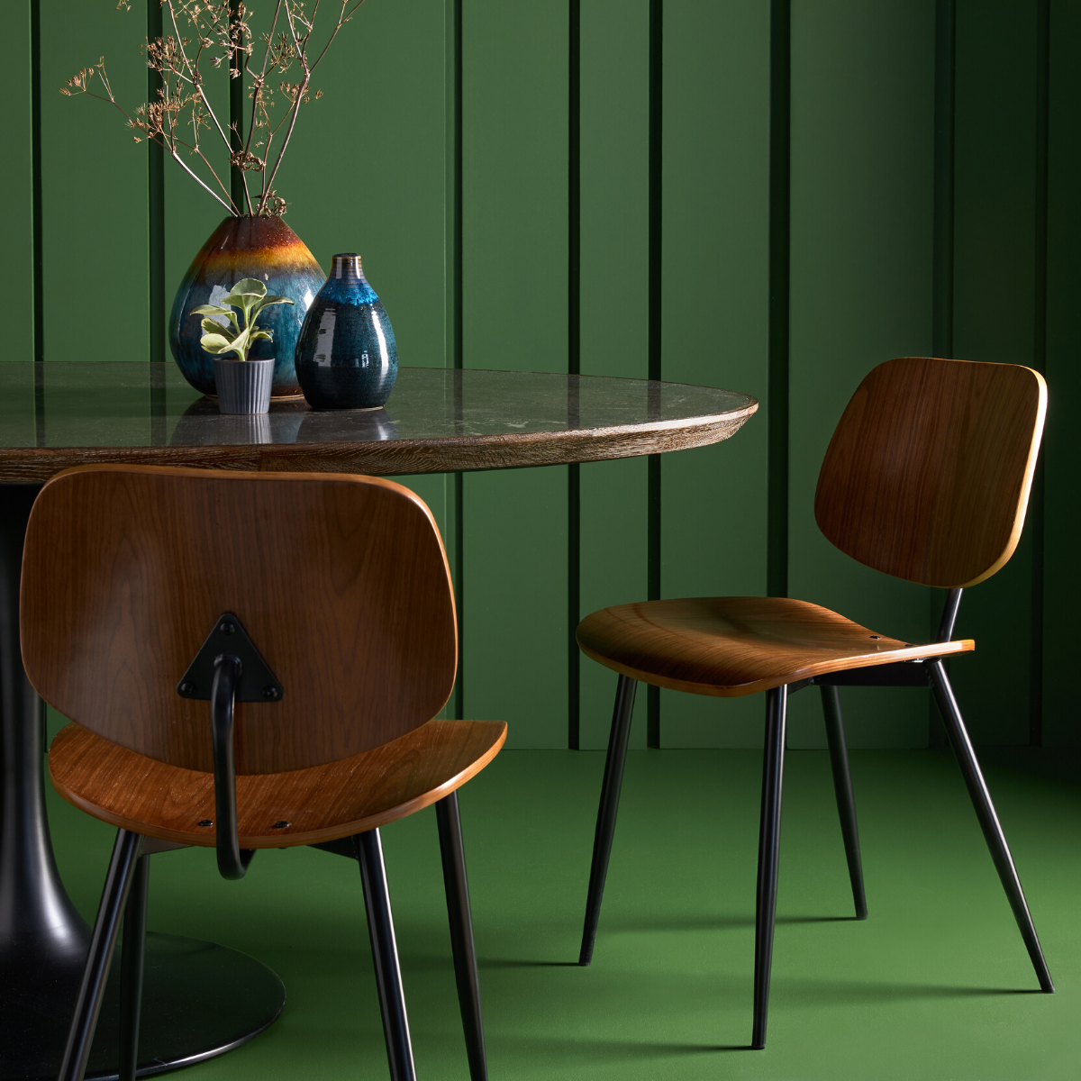 Chaises finition noyer Olympia - lot de 2 bois foncé, SIGNATURE