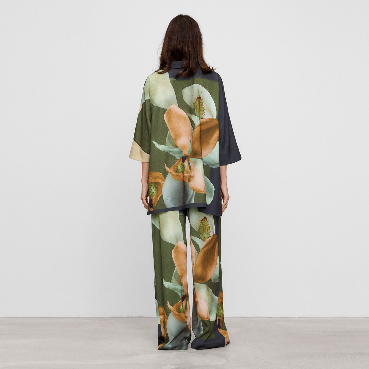 Pantalon à taille élastiquée et jambe droite imprimé fleurs, ADOLFO DOMINGUEZ