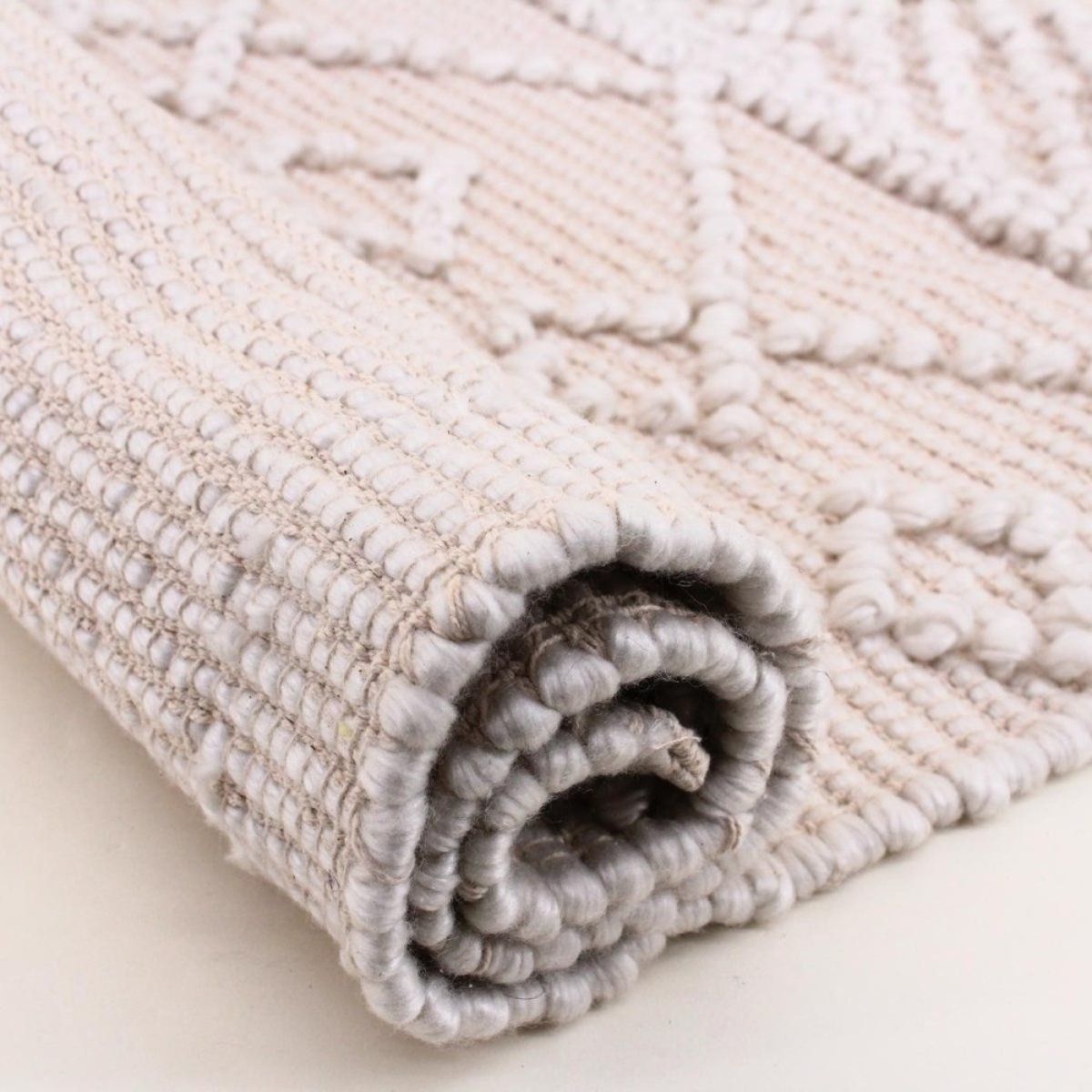 Tapis descente de lit motifs géométriques 60x110cm beige, ORNAMI