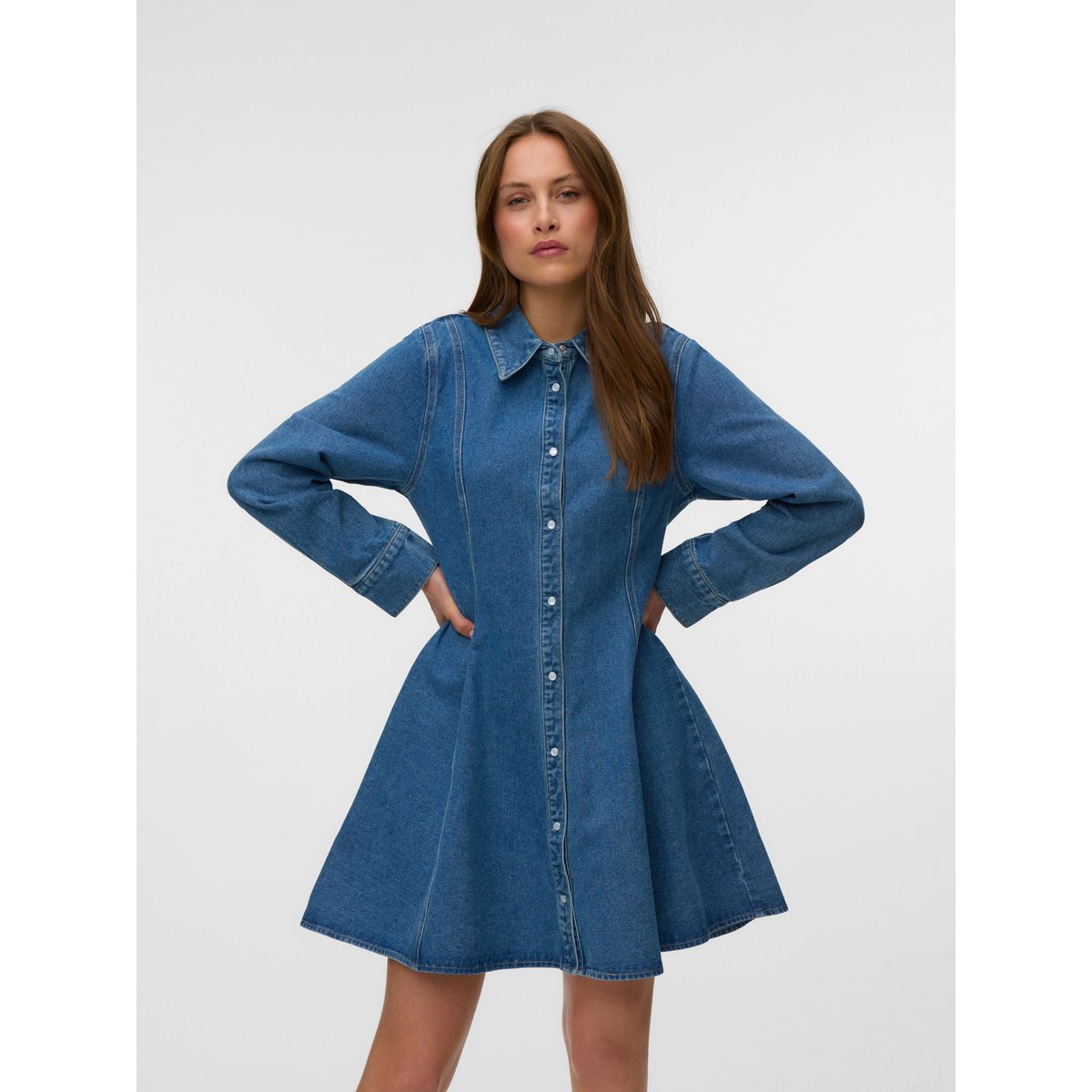 Robe En Denim medium blue denim, VERO MODA