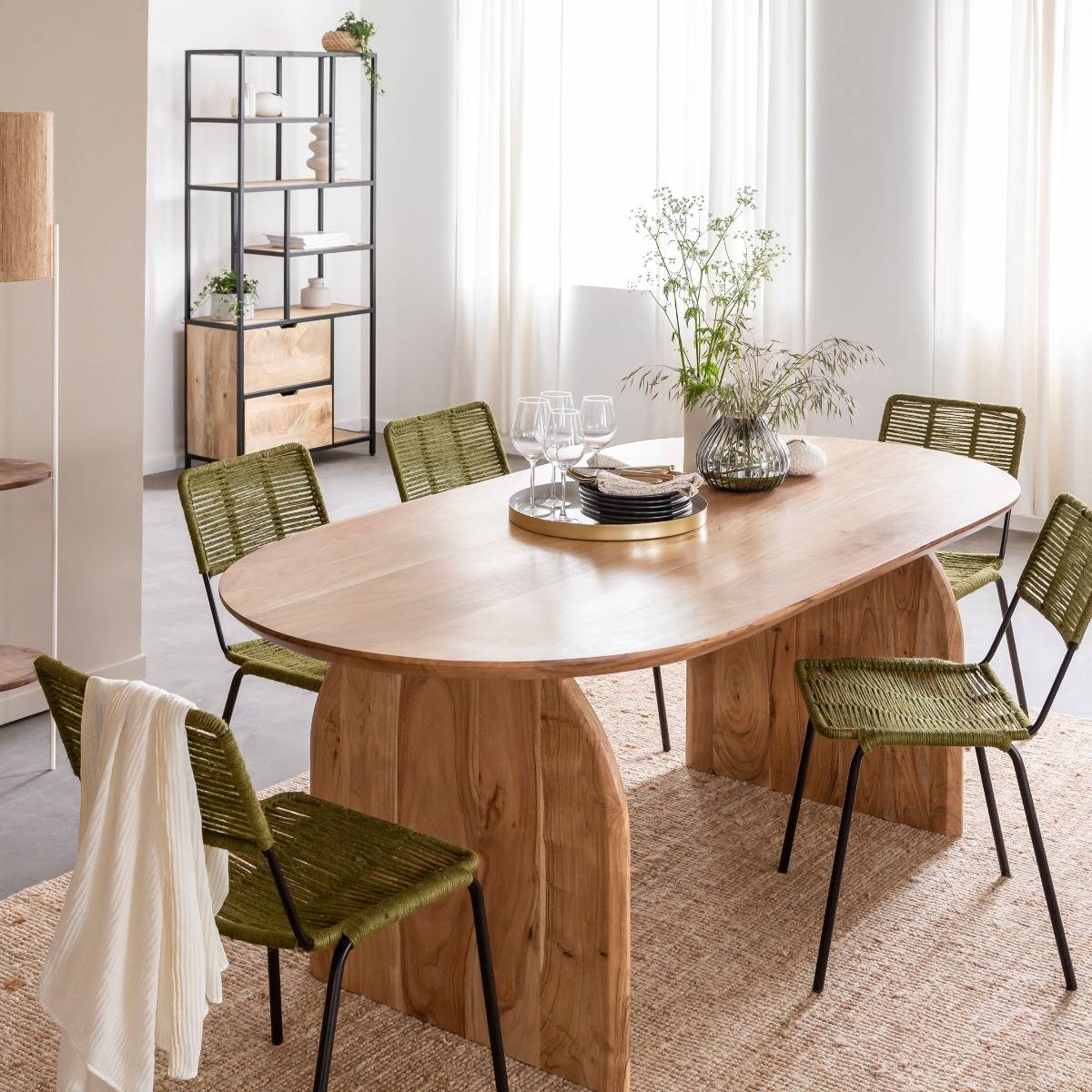 Table à manger en bois d'acacia PAULO bois clair, MADE IN MEUBLES