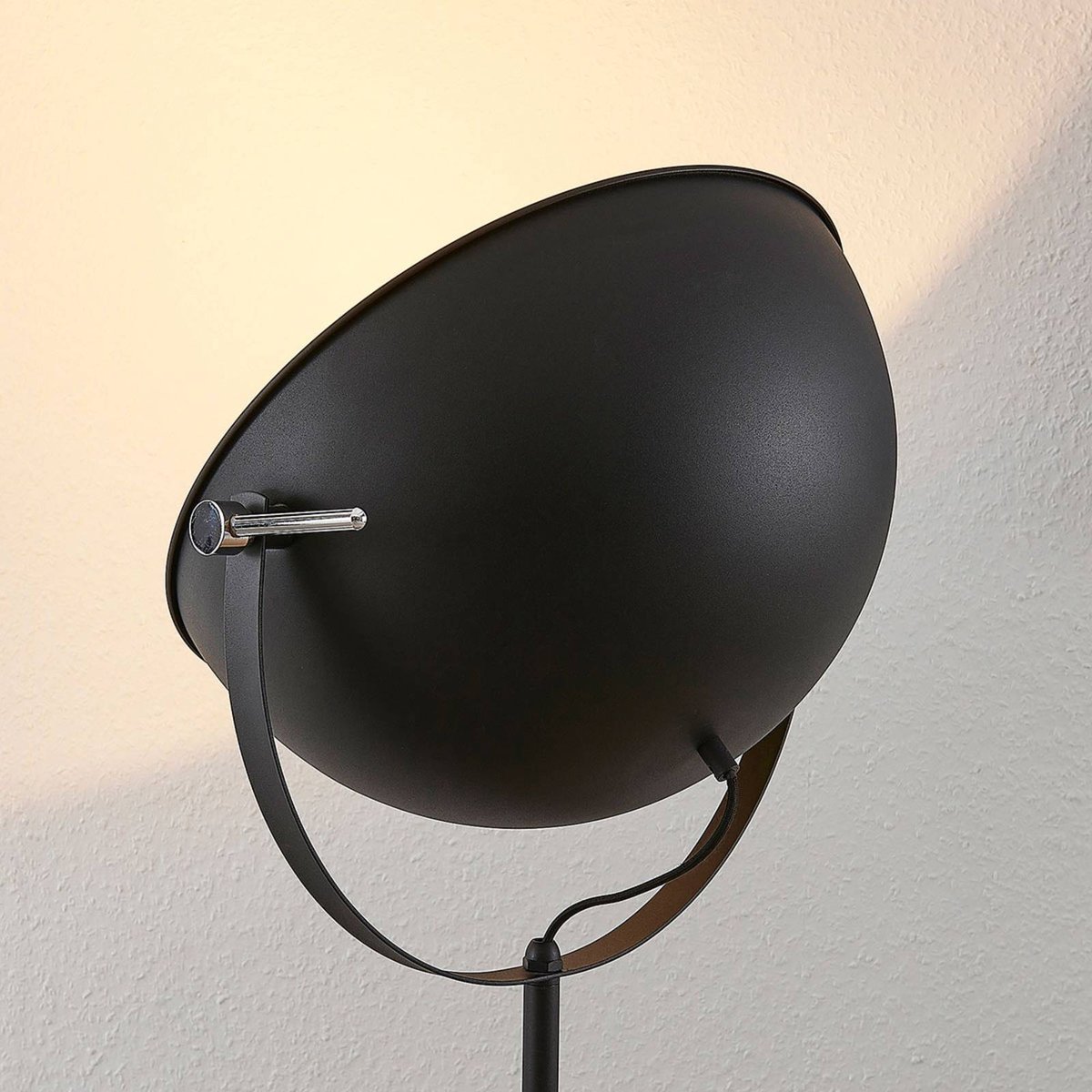 Lampadaire en métal moderne, Muriel noir, or, LINDBY