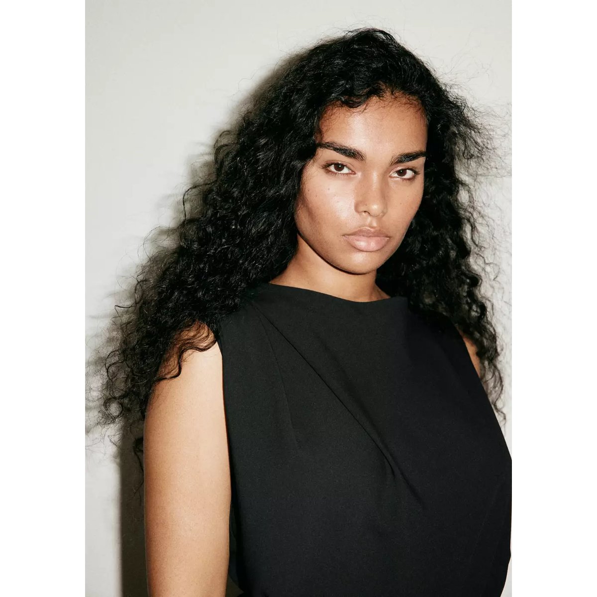 Combinaison droite ceinture noir, MANGO