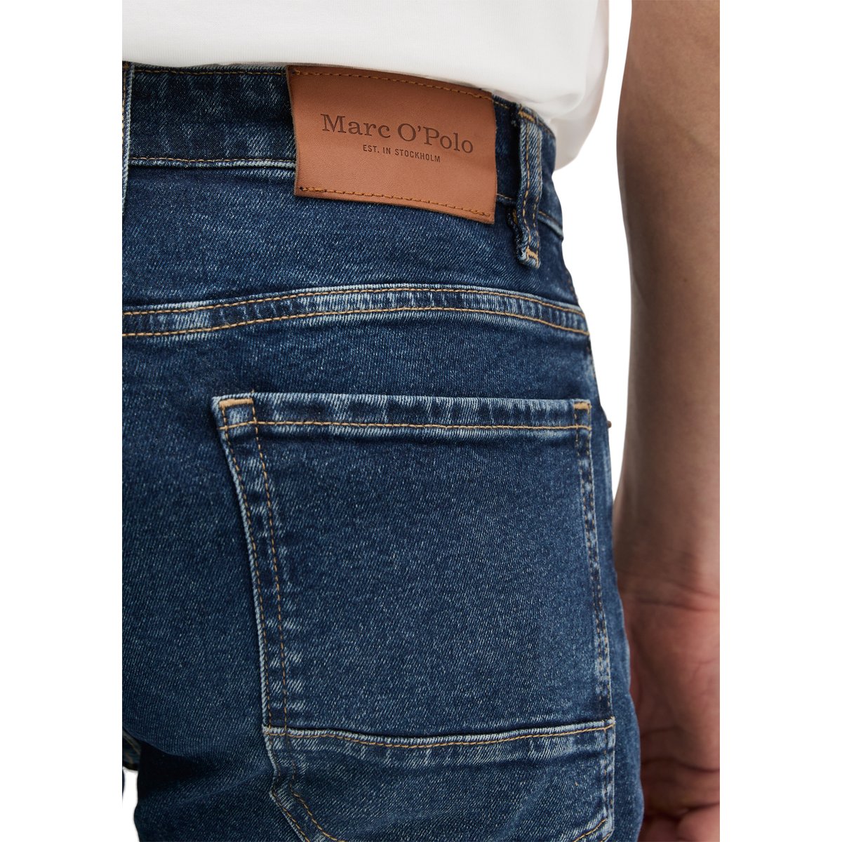 Jeans modèle Kemi regular en coton bio mélangé bleu foncé, MARC O'POLO
