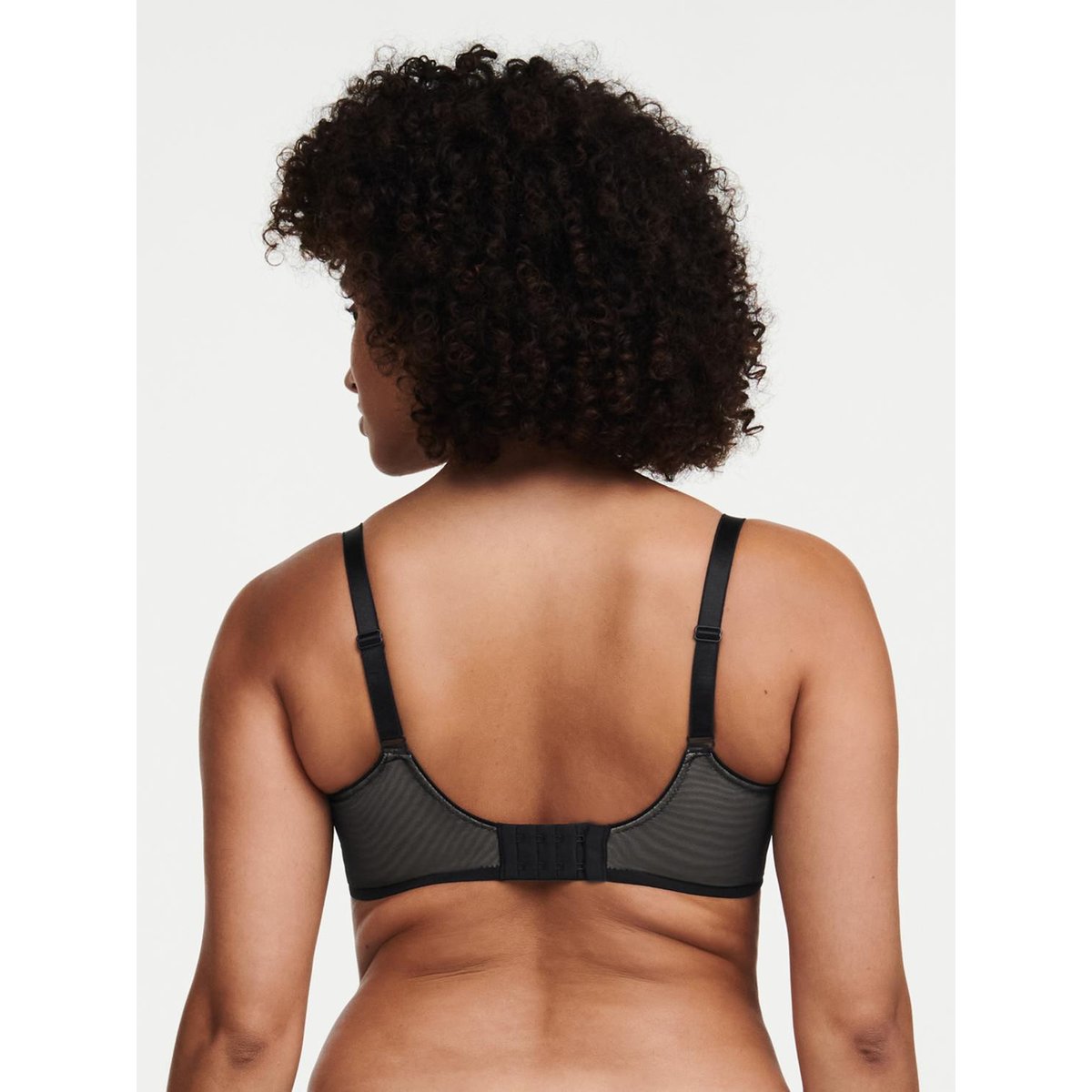Soutien-gorge emboîtant REVELE MOI noir, CHANTELLE