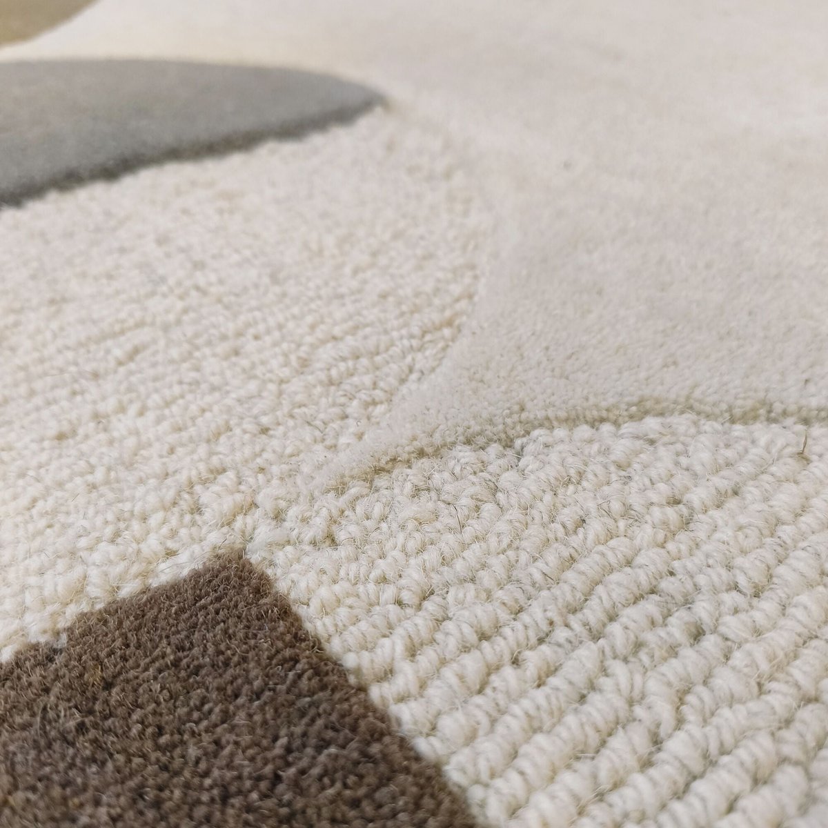 Tapis de couloir en laine SMOOTHY beige, NOVATREND