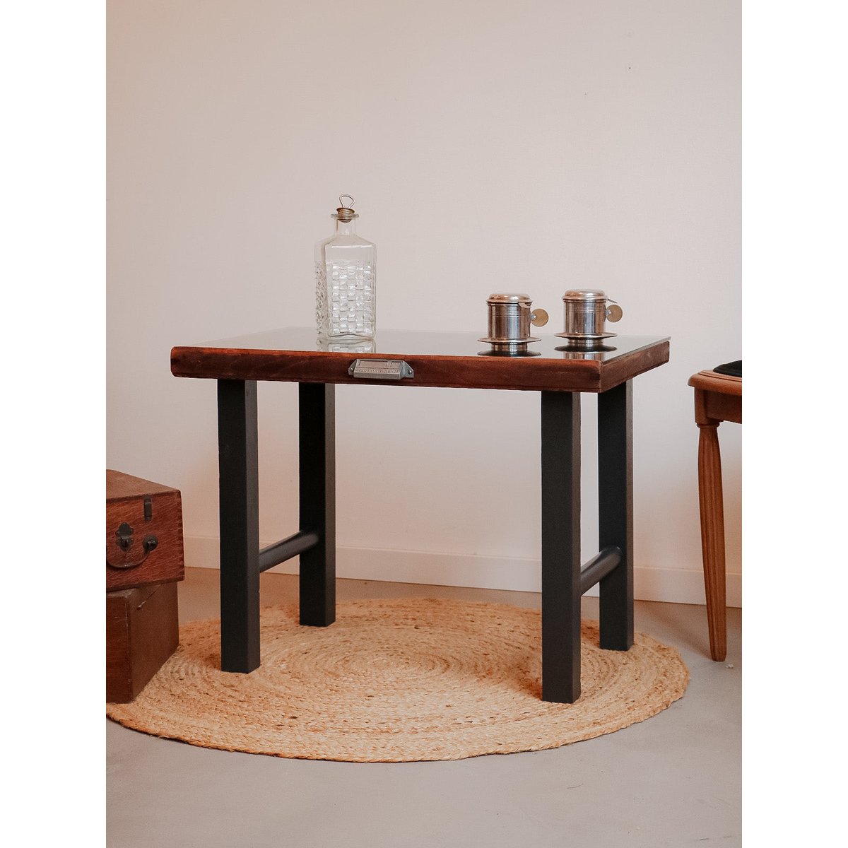 Table basse en bois Donna N°633 - Bon état noir, DEBONGOUT