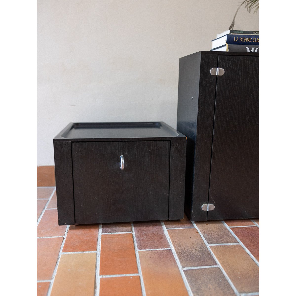 Meubles de rangement style contemporain Gustave N°1621 - Bon état noir, DEBONGOUT