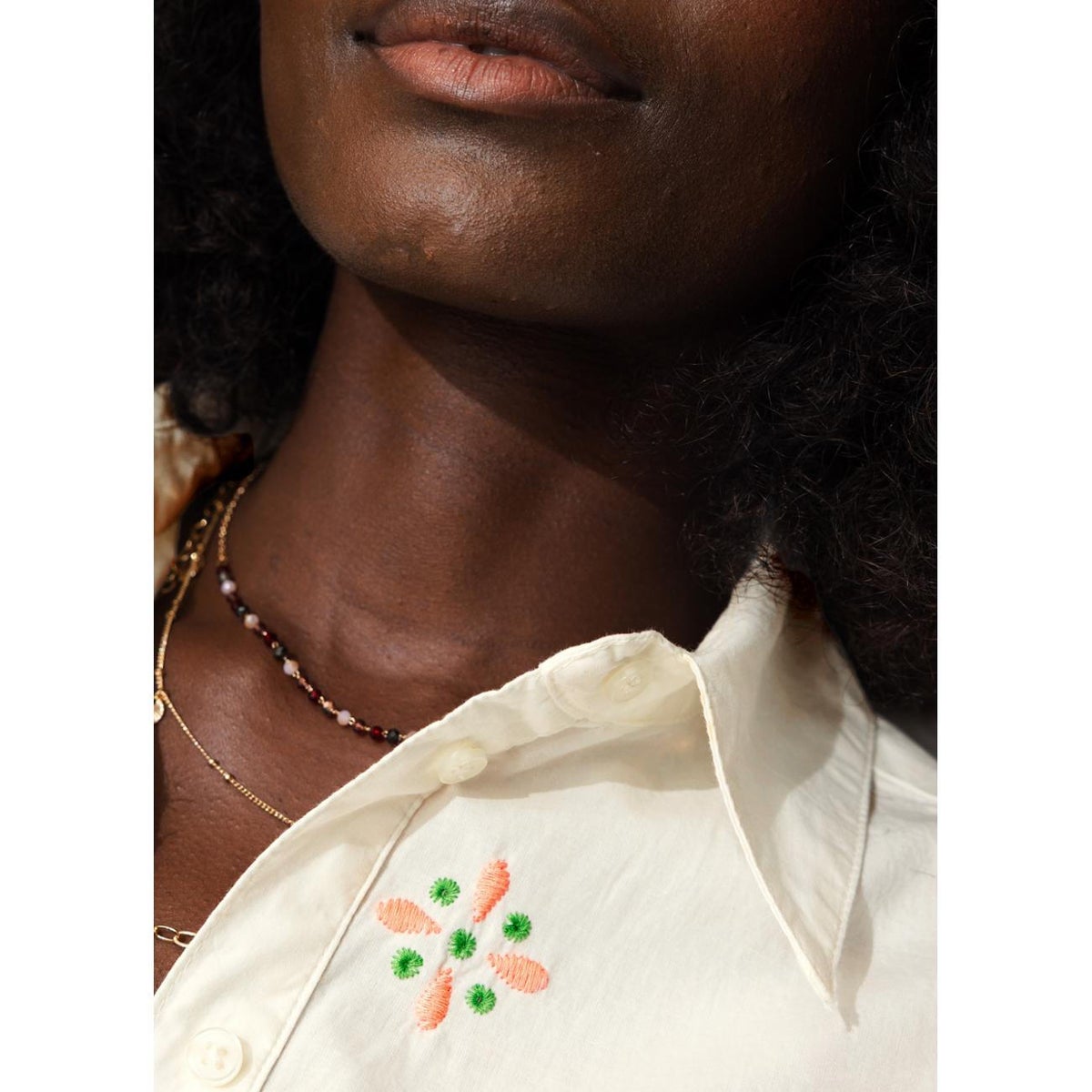 Chemise brodée ecru, PROMOD