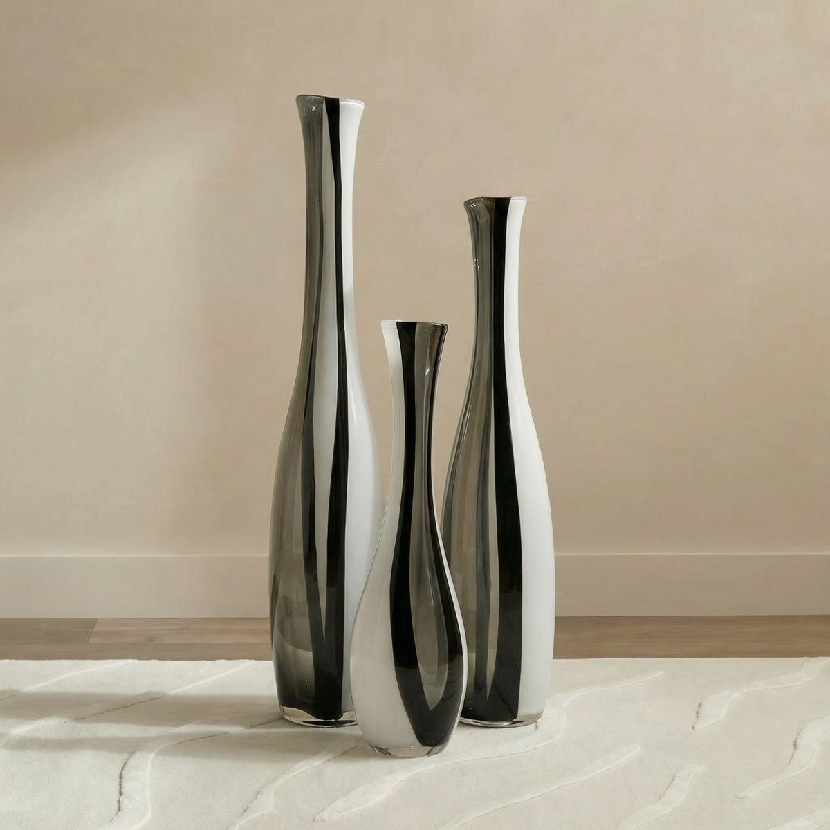 Vase décoratif en verre soufflé H53 ALASKA blanc, SIA DECO