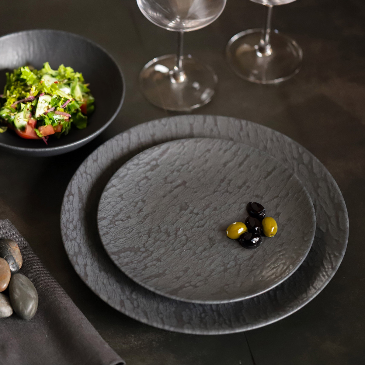 6 assiettes salade & pâtes - MICA noir, MEDARD DE NOBLAT