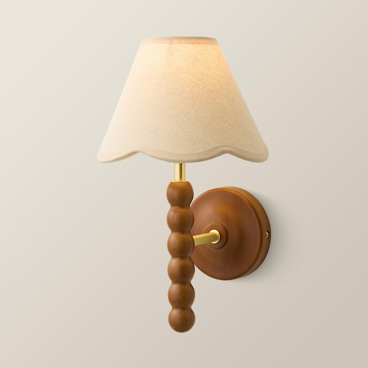 Bobbie Walnut Bobbin Wall Light with Scallop Shade natural, SO'HOME