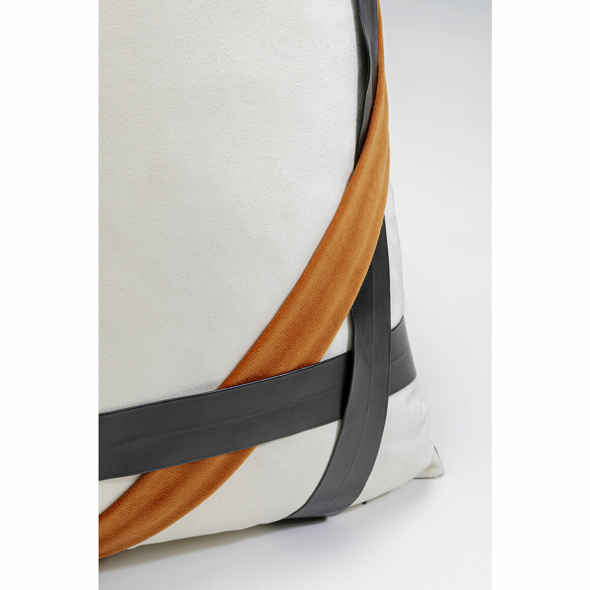 Coussin Ring Of Fire 45x45cm noir, KARE DESIGN