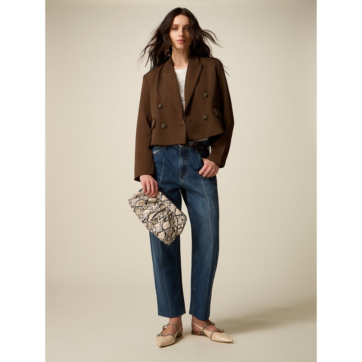 Jean boyfriend court bleu, OLTRE