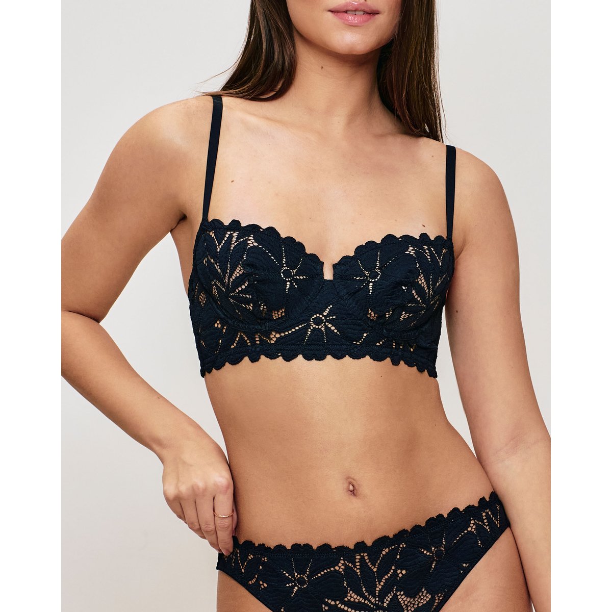 Soutien-gorge corbeille en dentelle RACHELIZ noir, UNDIZ