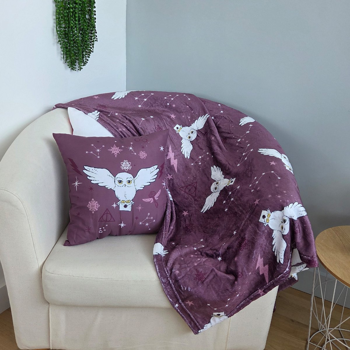 Coffret coussin et plaid, HARRY POTTER HEDWIGE violet, HARRY POTTER