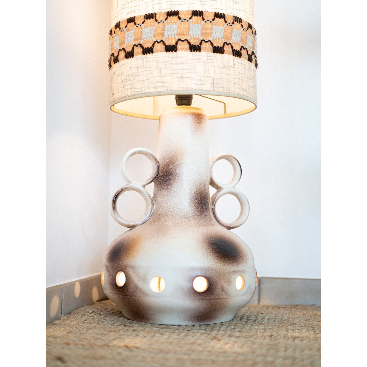 Lampadaire en céramique Julien N°171 - Bon état beige, DEBONGOUT