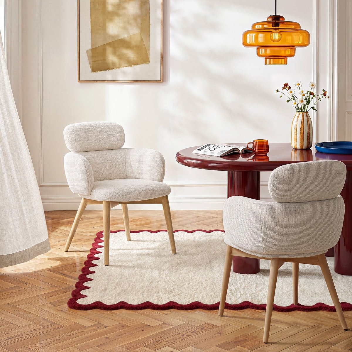 Lot de 2 chaises en tissu et bois massif couleur chêne avec accoudoirs FLORE beige, HABITAT