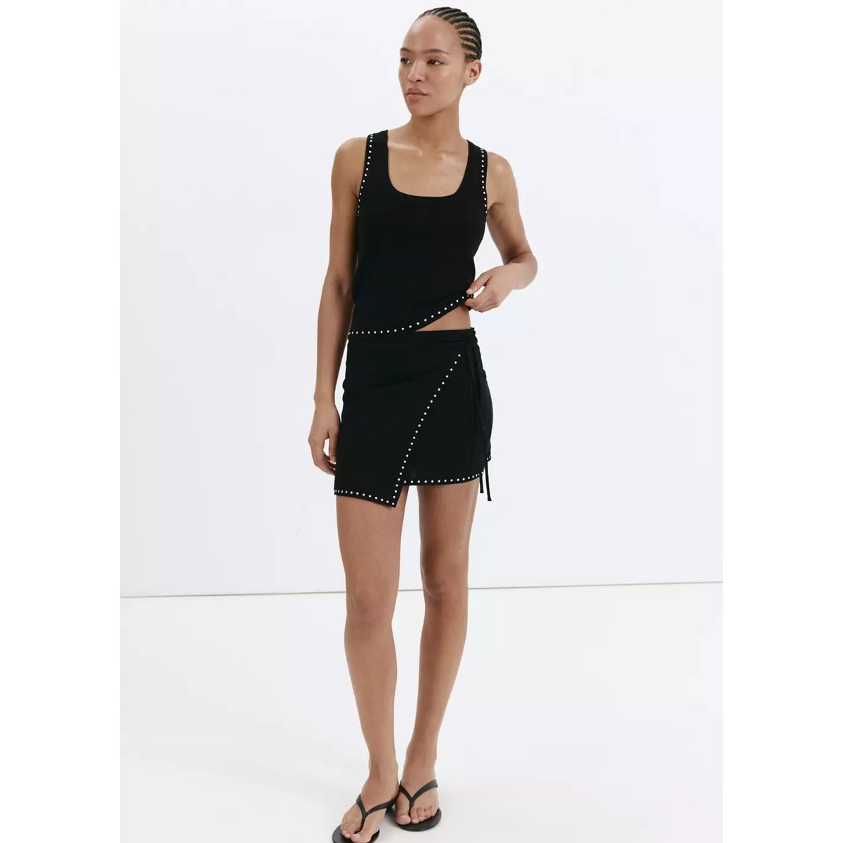 Top bretelles détail clous noir, MANGO