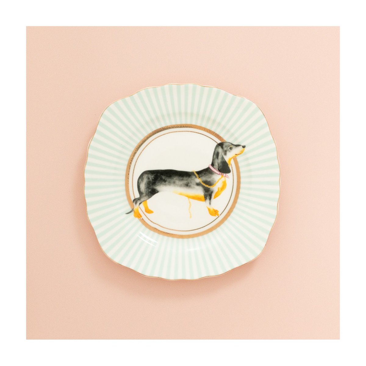 Assiette Teckel 16cm multicolor , détails bords dorés, YVONNE ELLEN