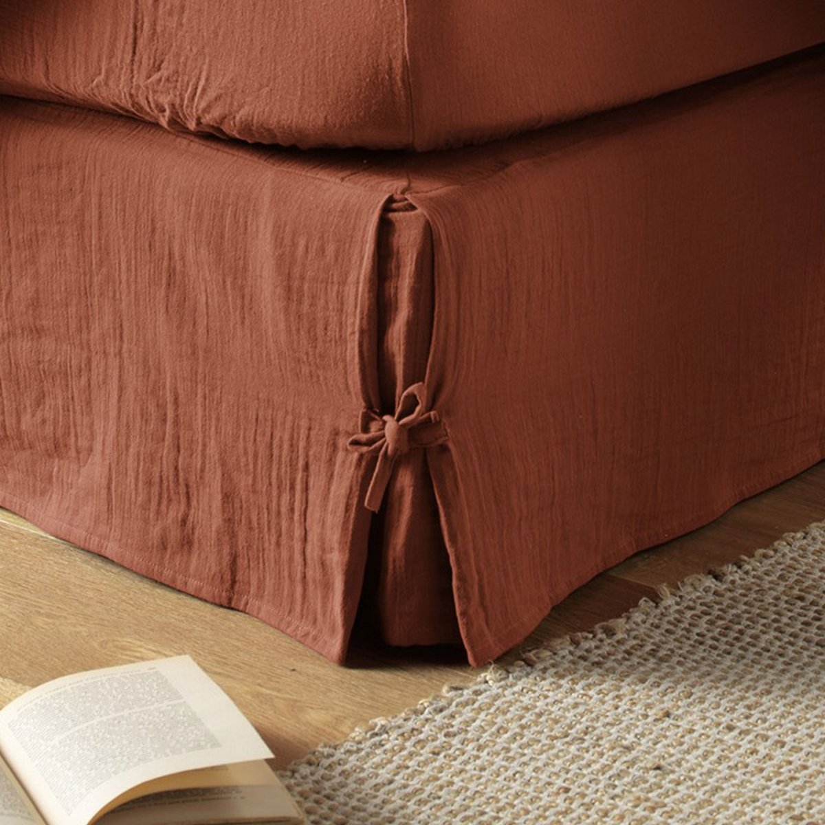 Cache sommier, en 100 % Gaze de coton, avec volant 30 cm terracotta, EDEN
