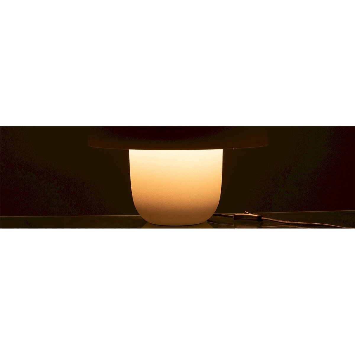 Lampe de table ronde en fer grège clair effet mat, RECOLLECTION