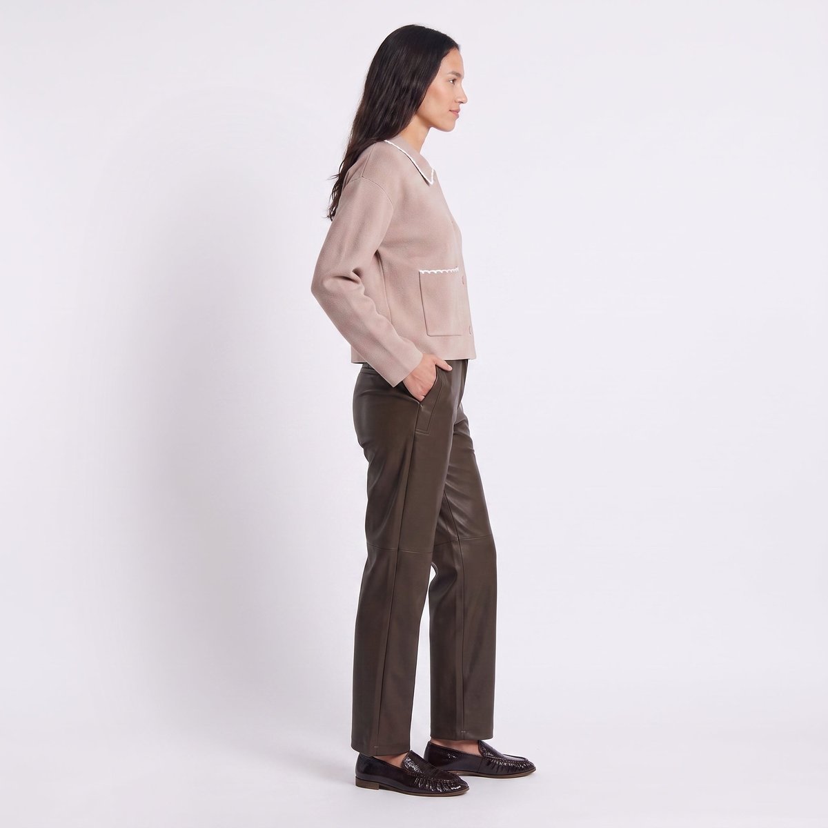 Cardigan femme col claudine liseré poches plaquées MIRISSE beige, ARTLOVE