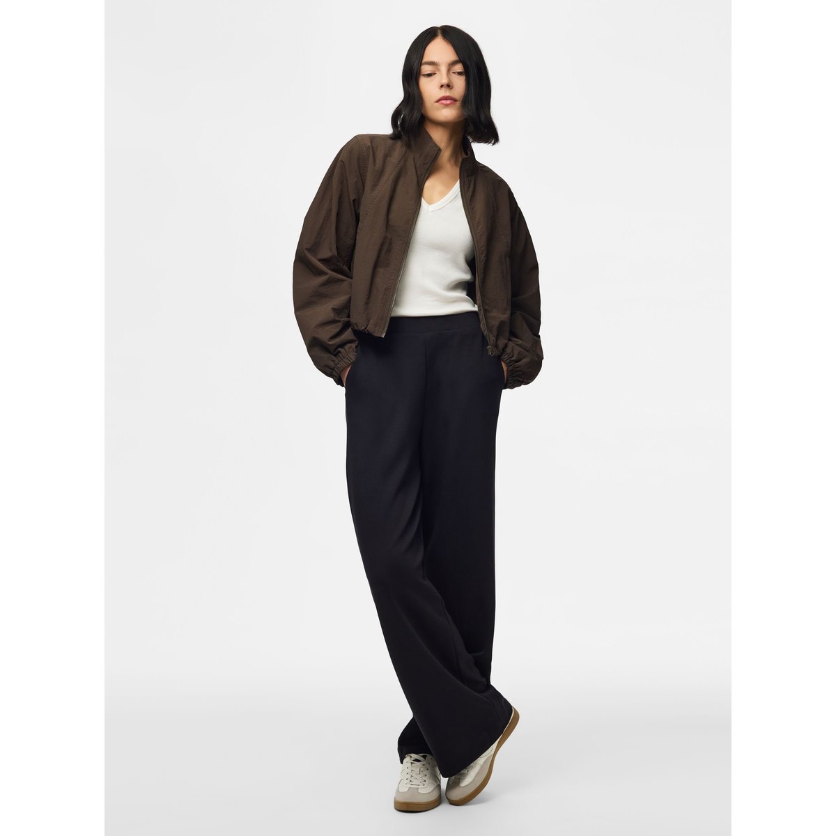 Veste delicioso, PIECES