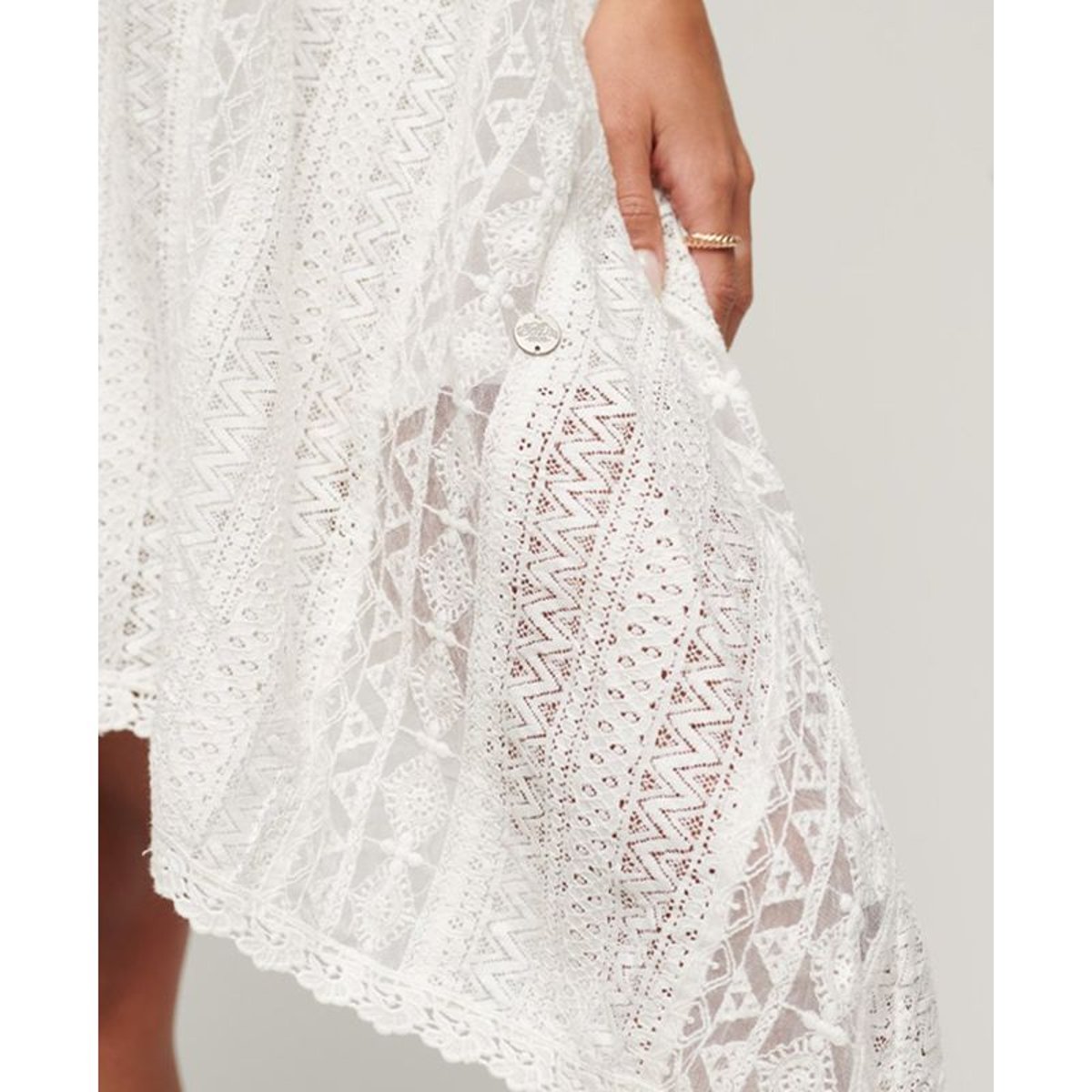 Robe mi-longue en dentelle blanc cassé, SUPERDRY