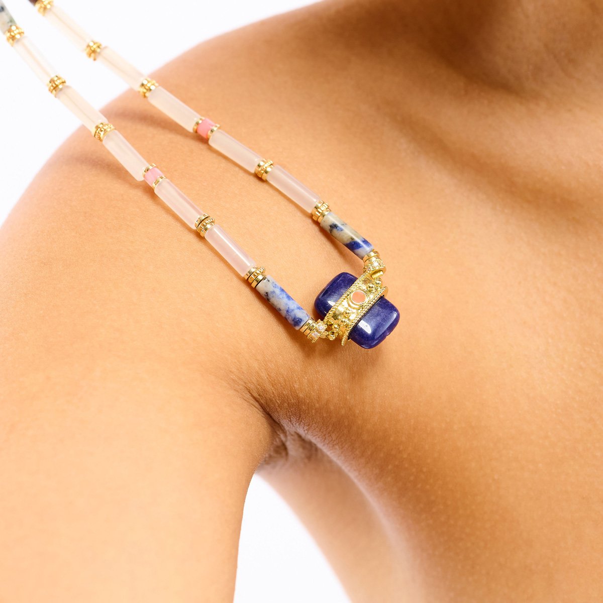 Collier de perles avec pendentif KOMBOU indigo, HIPANEMA