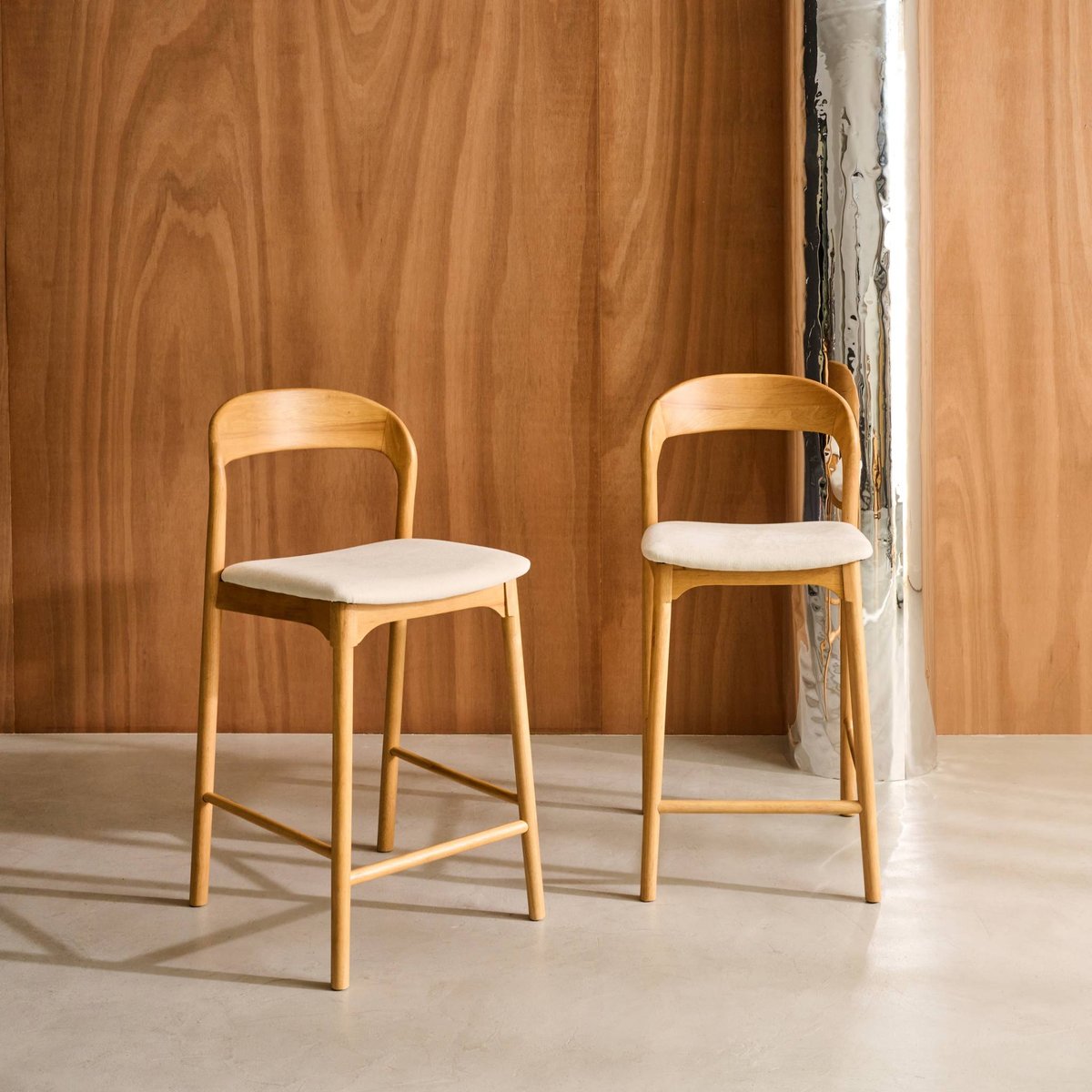 Tabouret de bar vintage bois d'hévéa et tissu 67,5cm (lot de 2) ATHENA naturel, SWEEEK