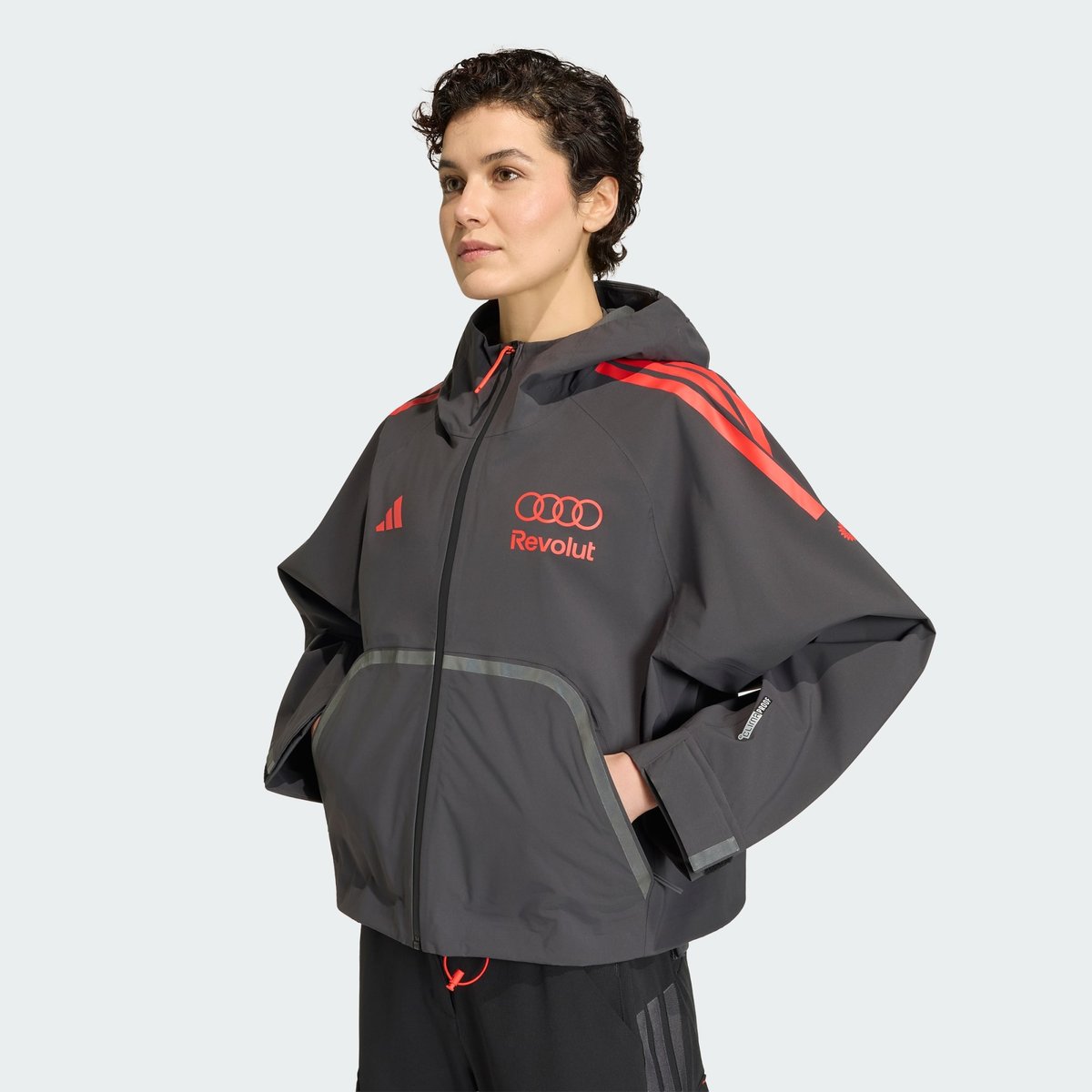 Veste De Pluie Audi Revolut F1 Team Mechanics Veste De Pluie Audi Revolut F1 Team Mechanics utility black / hi-res red, adidas Performance