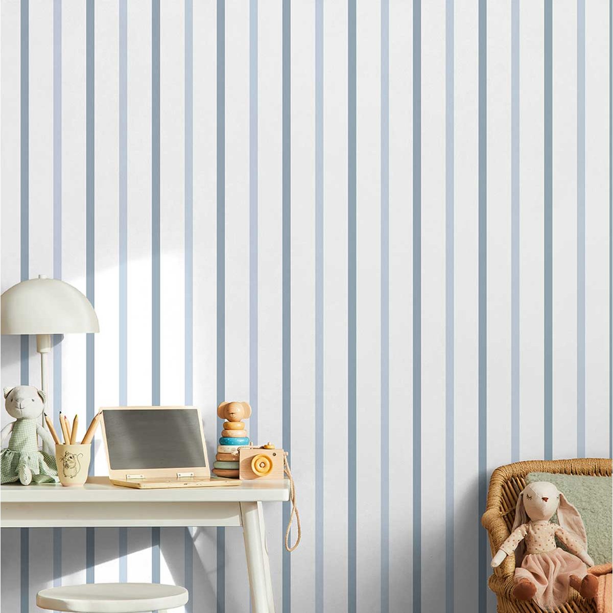 Papier peint rayures fines bleu glacier blanc bleu, HEXOA