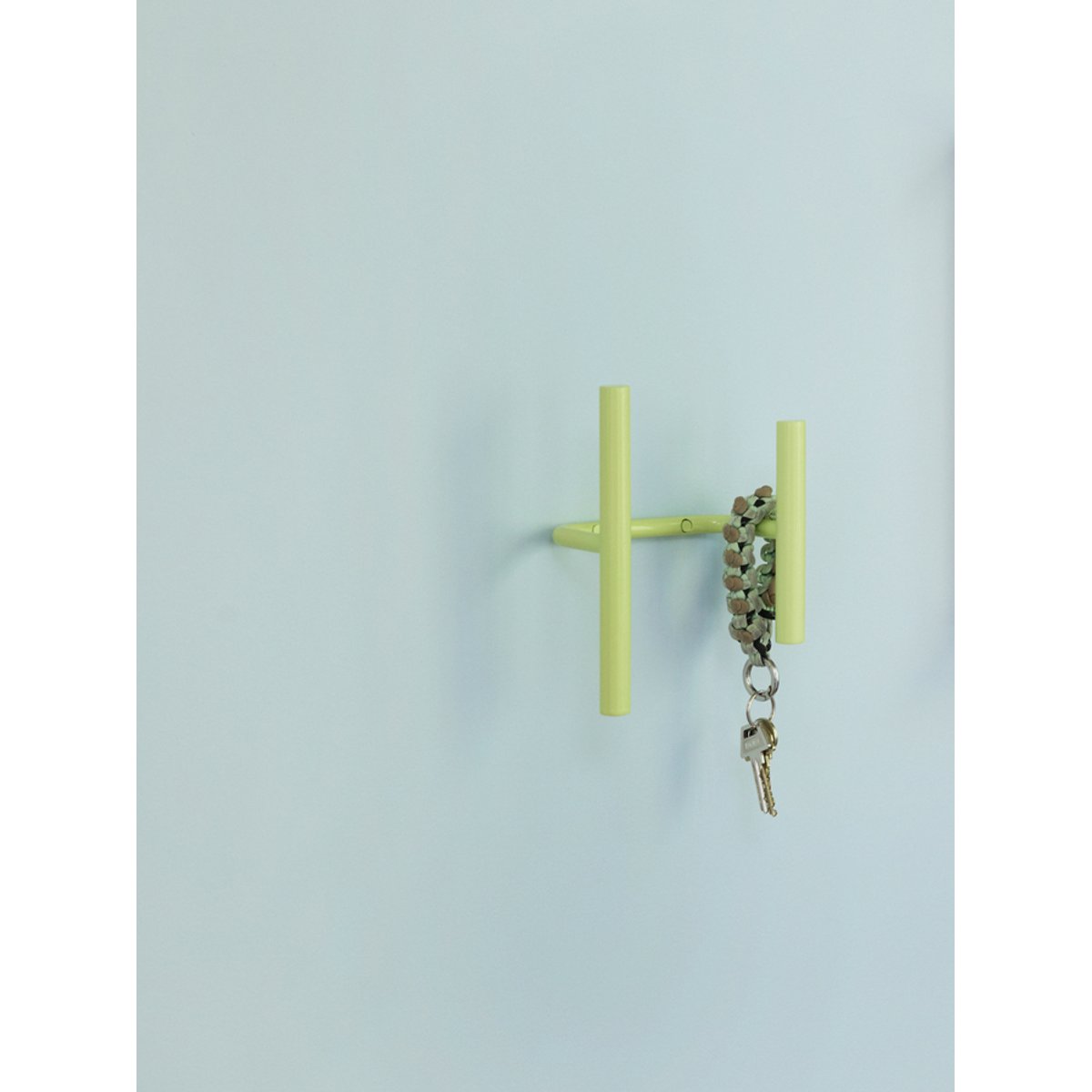 Portemanteau en fer FLIP vert clair, HUBSCH