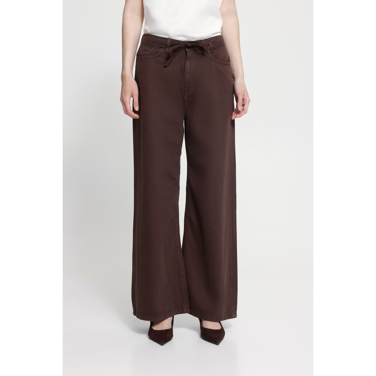 Jean coupe droite, jambes larges marron chicory coffee, ICHI