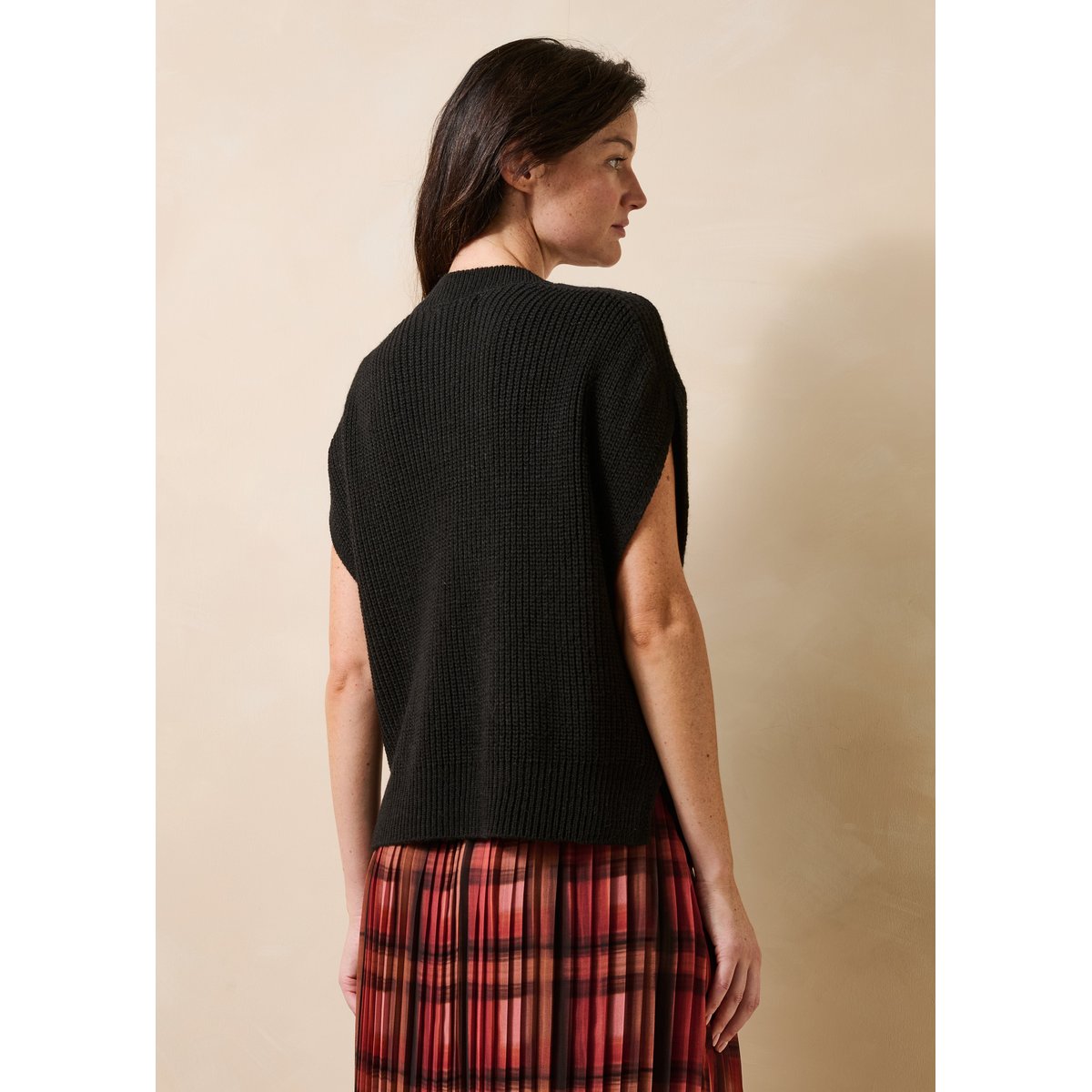 Pull ample manches courtes col rond noir, LA FEE MARABOUTEE