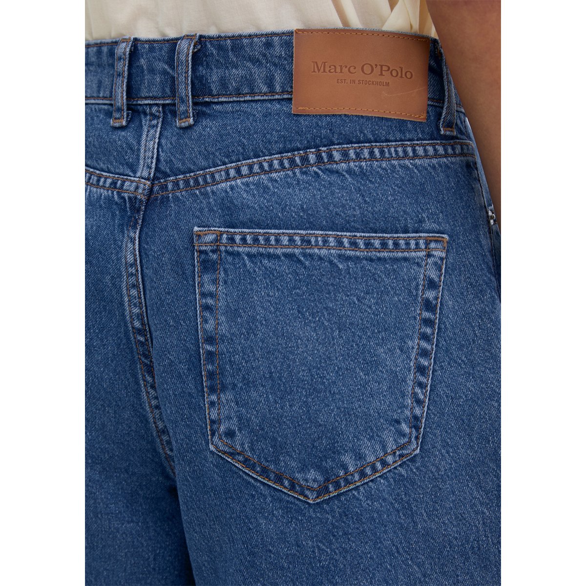 Short en jean large en mélange de coton organique et de lyocell bleu moyen, MARC O'POLO