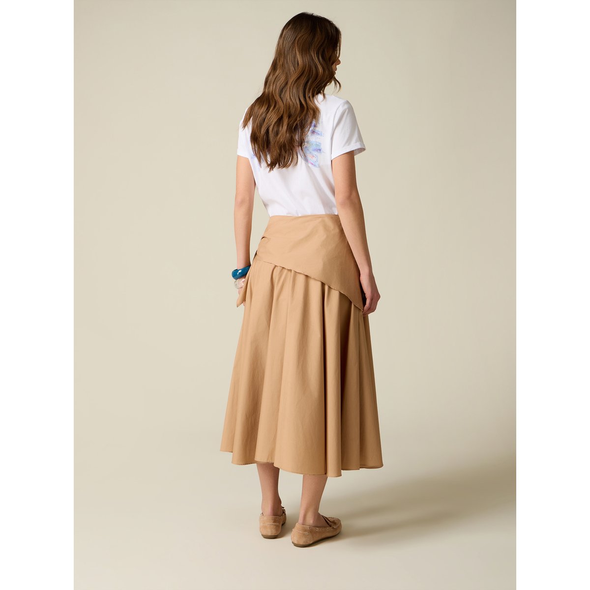 Jupe trapèze avec nœud beige, OLTRE