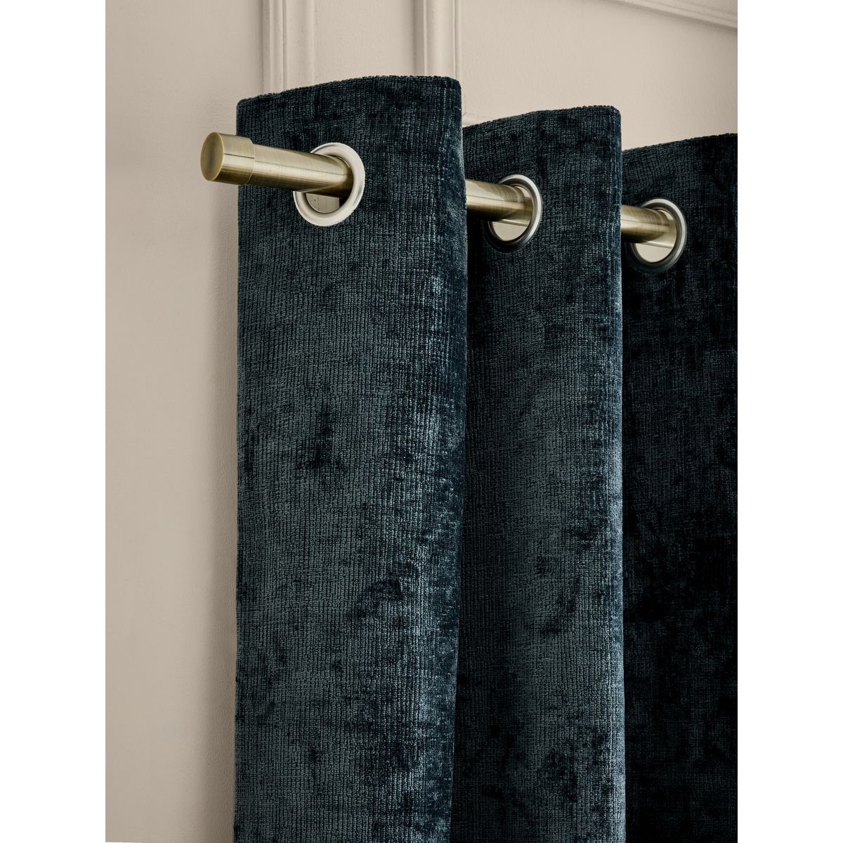 Rideaux en chenille pelucheuse à œillets bleu marine, NEXT