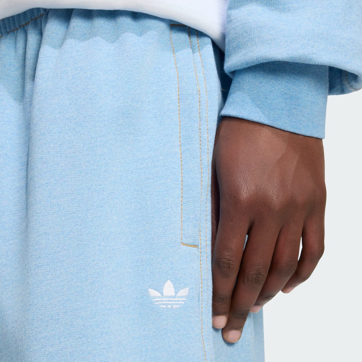 Short French Terry Chiné Trèfle Essentials 35,6 Cm Short French Terry Chiné Trèfle Essentials 35,6 Cm light blue mel, adidas Originals