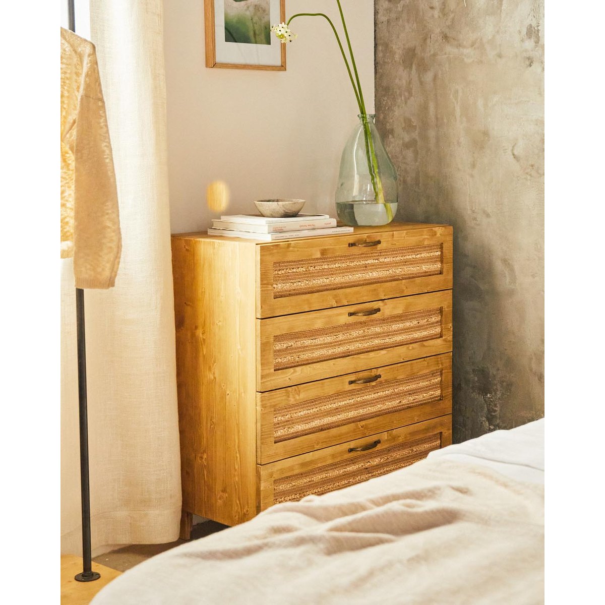 Commode sapin massif fibres naturelles naturel 4 tiroirs - KERLIN désert, HANNUN