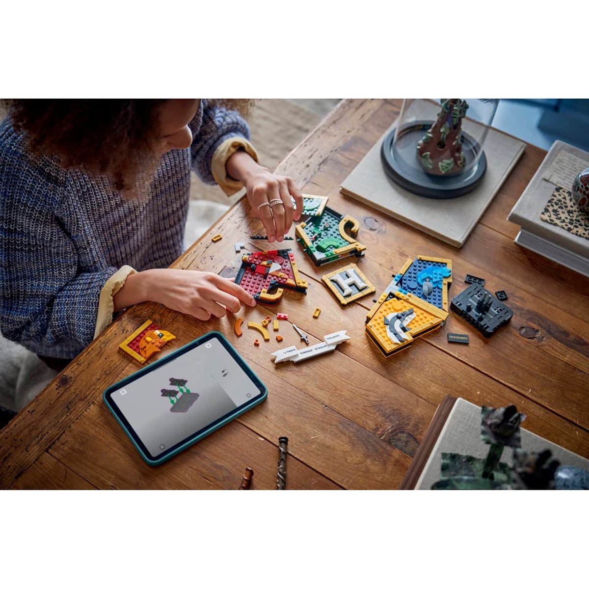 Le blason des maisons de Poudlard multicolore, LEGO