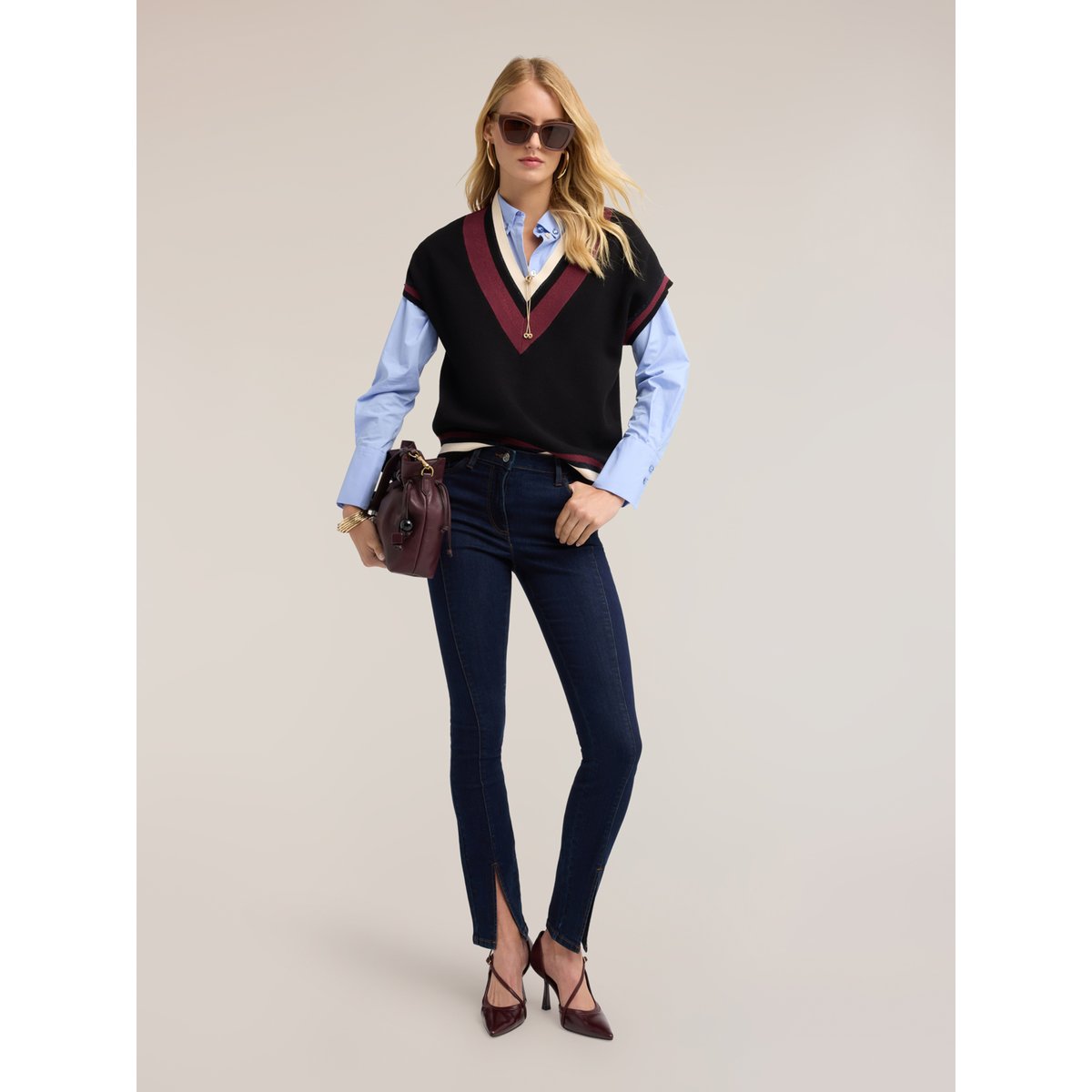 Pull oversize avec bordures noir, MOTIVI