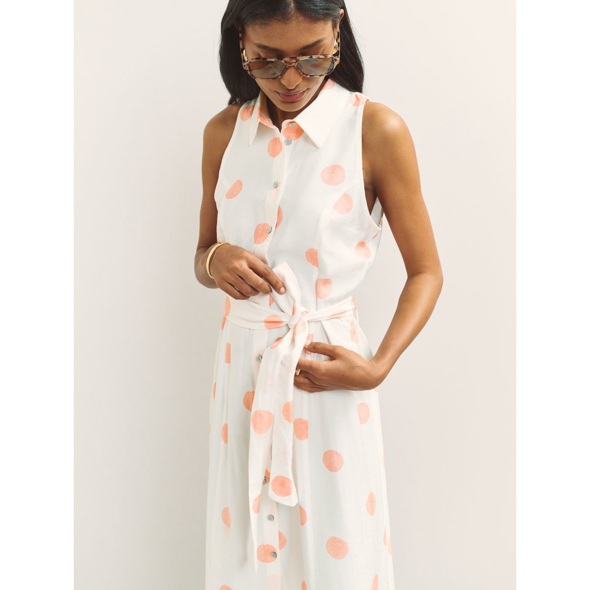 Robe mi-longue dos nu avec ceinture tache blanche/rose, NEXT