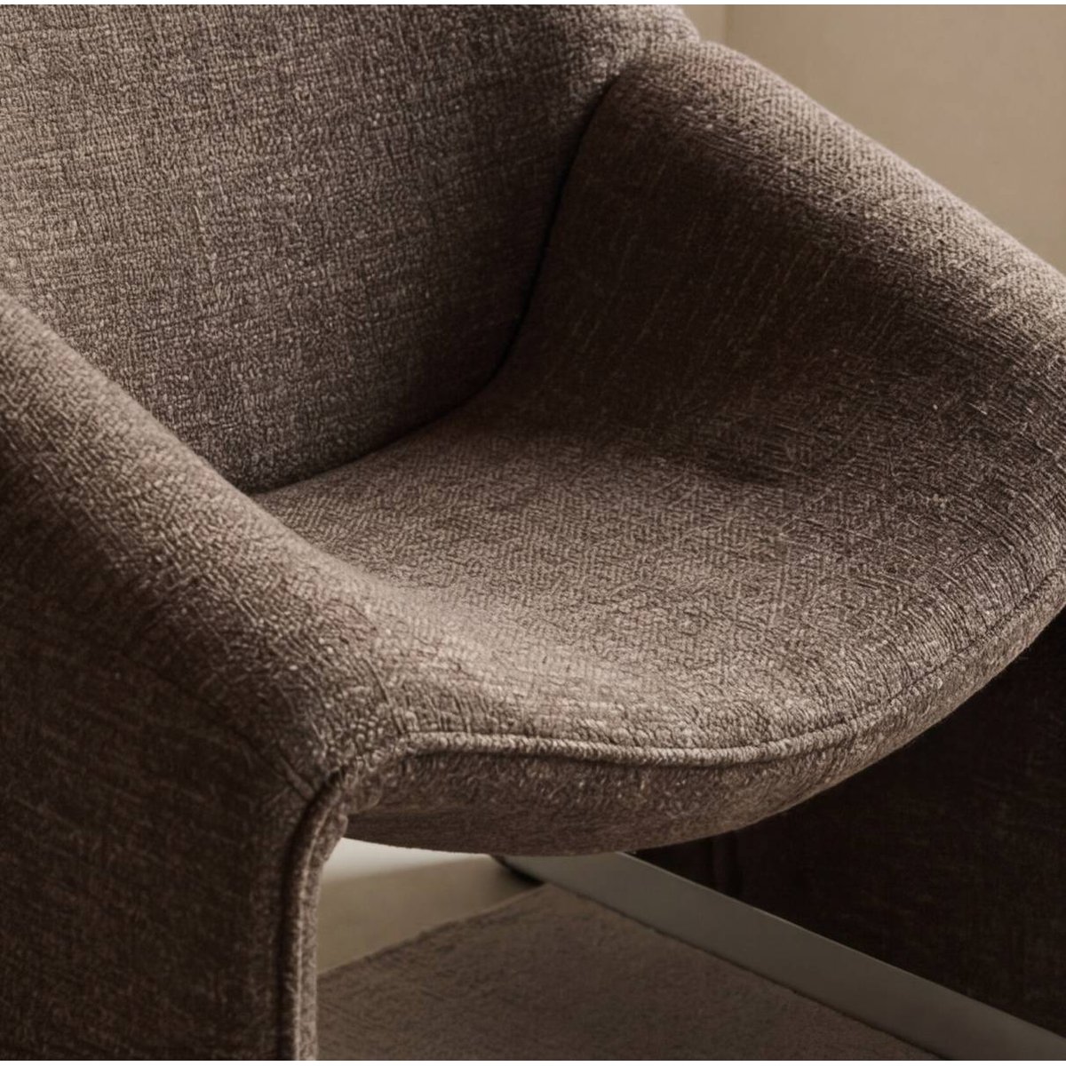 Fauteuil en tissu THÉA marron, MADE IN MEUBLES 