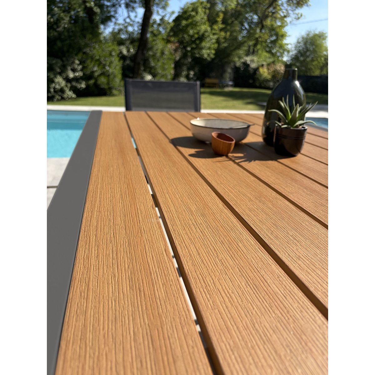 Ensemble repas de jardin 4 places en alu TONGA gris anthracite, DCB GARDEN