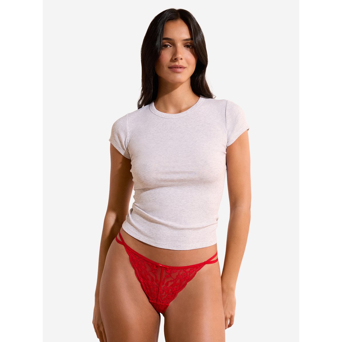 Tanga en dentelle EMOI rouge, ETAM